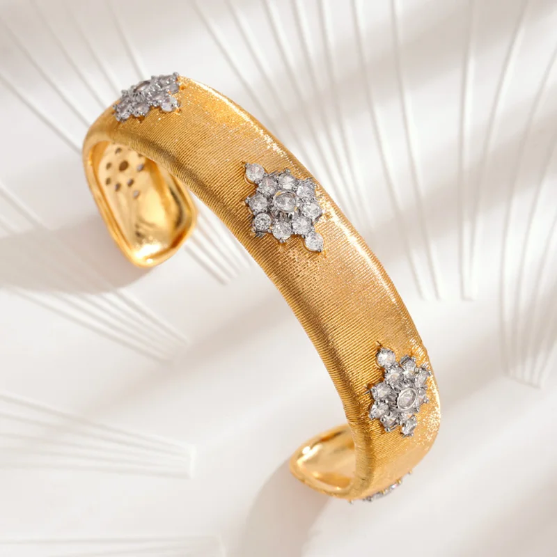 Donia Jewelry European and American retro brushed Flowers Titanium steel micro-inset AAA zircon luxury bracelet ring
Donia Jewelry European and American retro brushed Flowers Titanium steel micro-inset AAA zircon luxury bracelet ring