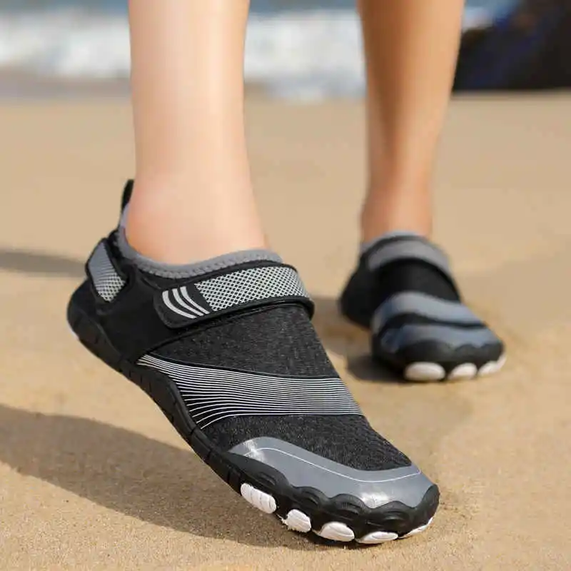 Pink White Shoes Trainers Designer Nurse Clogs Platform Tennis Sandals Men's Summer Ladies Rubber Flip Flops Gentleshoe Tennis
Pink White Shoes Trainers Designer Nurse Clogs Platform Tennis Sandals Men's Summer Ladies Rubber Flip Flops Gentleshoe Tennis