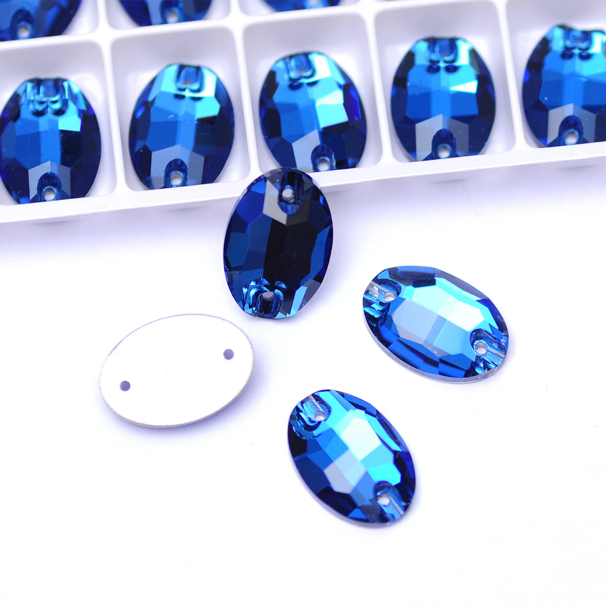 Sapphire Shiny Oval Glass Strass Flatback Crystal Sew On Rhinestones Crafts Glitter 3D Sewing Accessories For Design Decorations
Sapphire Shiny Oval Glass Strass Flatback Crystal Sew On Rhinestones Crafts Glitter 3D Sewing Accessories For Design Decorations