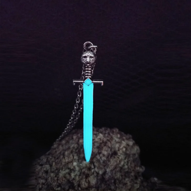 Vintage Luminous Holy Sword Pendant Necklace for Women/Men Trend Cat Head Sword Necklaces Punk Charm Aesthetics Jewelry Choker
Vintage Luminous Holy Sword Pendant Necklace for Women/Men Trend Cat Head Sword Necklaces Punk Charm Aesthetics Jewelry Choker