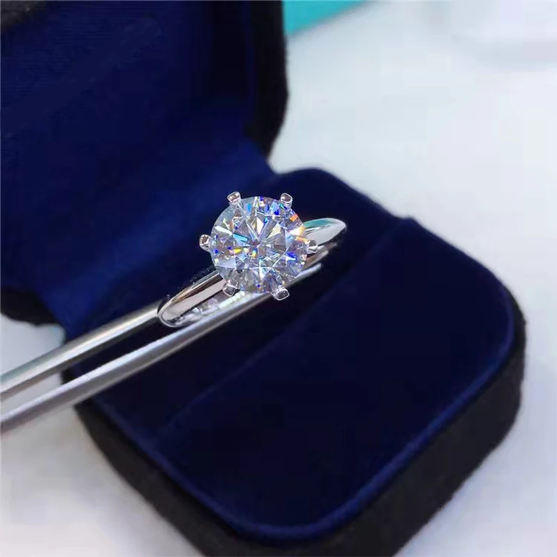 2022 Hot Sale White Gold Rings for Women 2.0ct Round Cut Zirconia Diamond Solitaire Ring Wedding Band Engagement Bridal
2022 Hot Sale White Gold Rings for Women 2.0ct Round Cut Zirconia Diamond Solitaire Ring Wedding Band Engagement Bridal