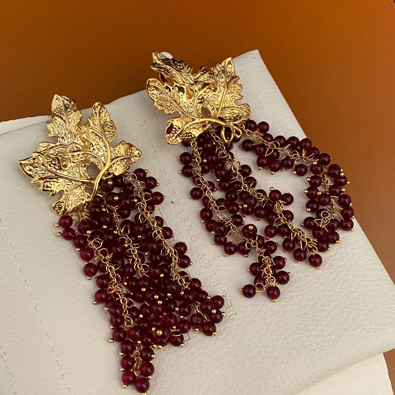 Vintage Oil Painting Heavy Industry Fashion Transparent Grape Earrings without Piercing Earring Ear Clip
Vintage Oil Painting Heavy Industry Fashion Transparent Grape Earrings without Piercing Earring Ear Clip
