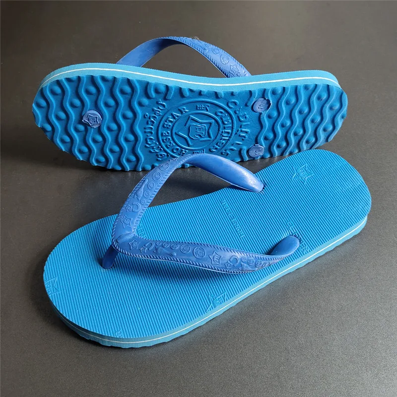 Новинка Лето-Осень пляжные повседневные Нескользящие мужские и женские износостойкие шлепанцы для пар 680 
Новинка Лето-Осень пляжные повседневные Нескользящие мужские и женские износостойкие шлепанцы для пар 680