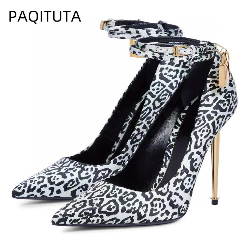Luxury Metal Locked Decor Women Pumps Thin High Heel Sexy Pointed Toe Genuine Leather Ankle Strap Dress Shoes Woman
Luxury Metal Locked Decor Women Pumps Thin High Heel Sexy Pointed Toe Genuine Leather Ankle Strap Dress Shoes Woman