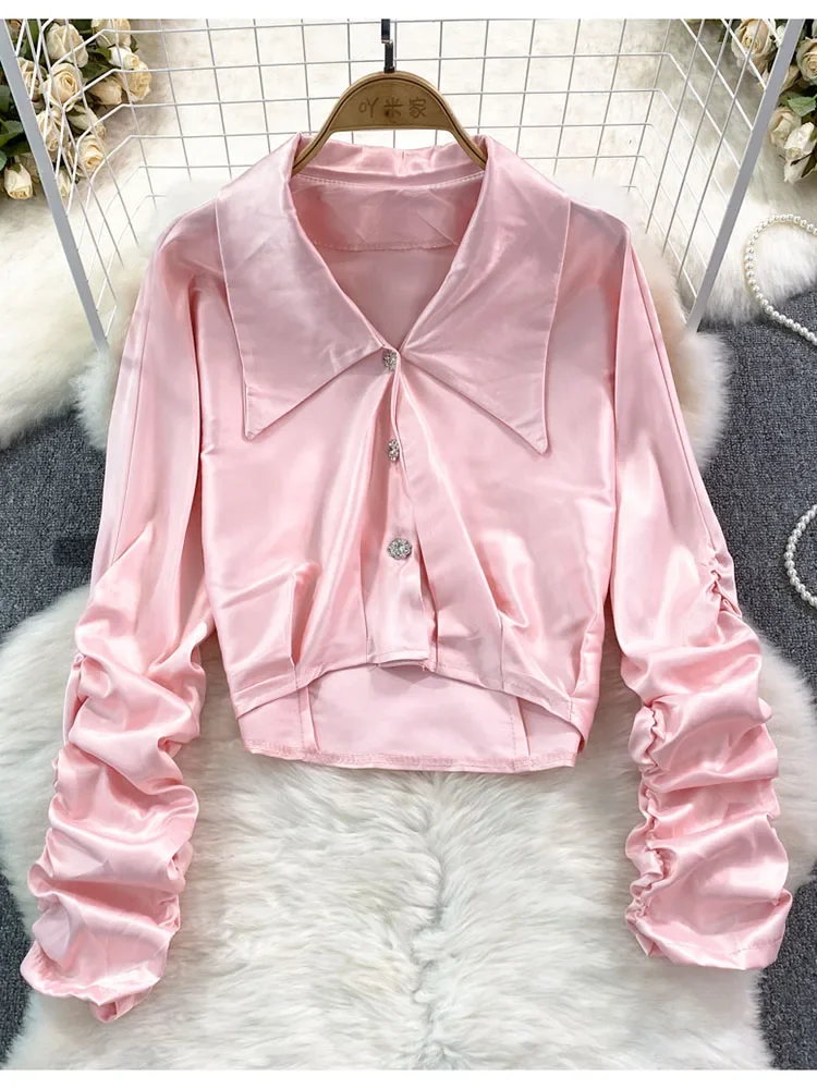 Женская Осенняя рубашка с длинным рукавом, элегантная однобортная атласная рубашка с отложным воротником и высокой талией, короткий топ в иностранном стиле D5305
Женская Осенняя рубашка с длинным рукавом, элегантная однобортная атласная рубашка с отложным воротником и высокой талией, короткий топ в иностранном стиле D5305