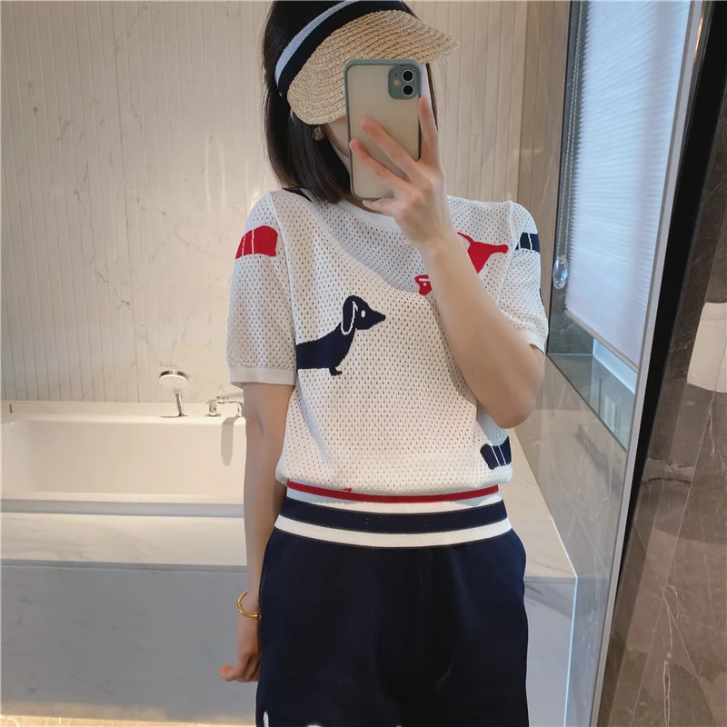TB hollow thin knitted T-shirt female summer puppy animal pattern round neck short-sleeved slightly transparent sunscreen top
TB hollow thin knitted T-shirt female summer puppy animal pattern round neck short-sleeved slightly transparent sunscreen top