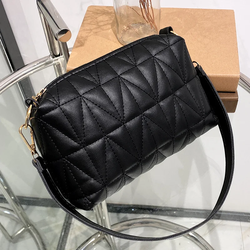 2023 Small Messenger Bag for Women Trend Lingge Embroidery Camera Female Fashion Ladies Shoulder Crossbody Bags Mobile Phone Bag
2023 Small Messenger Bag for Women Trend Lingge Embroidery Camera Female Fashion Ladies Shoulder Crossbody Bags Mobile Phone Bag