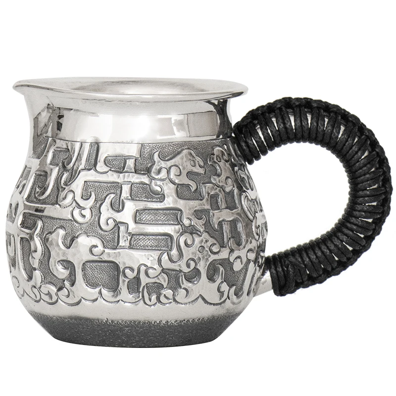 Sterling silver 999 fair cup Rui animal Chengxiang Gong cup Chinese retro tea set tea ceremony fair tea divider 200ml
Sterling silver 999 fair cup Rui animal Chengxiang Gong cup Chinese retro tea set tea ceremony fair tea divider 200ml