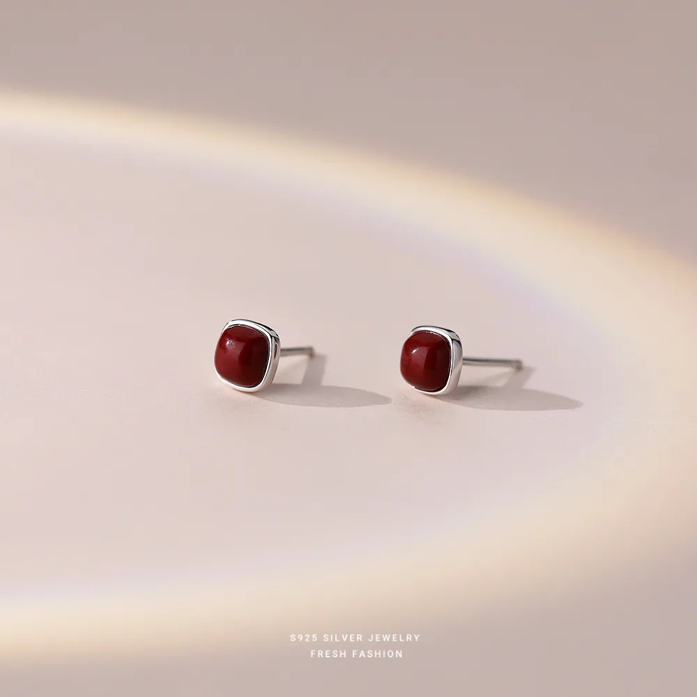 Minimalist Cute Sweet 925 Sterling Silver Red Earrings for Women Girl Wedding Earrings Korean Style Jewelry
Minimalist Cute Sweet 925 Sterling Silver Red Earrings for Women Girl Wedding Earrings Korean Style Jewelry