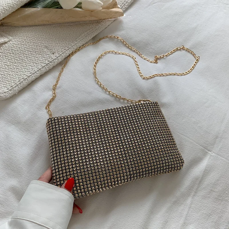 Summer New Korean Women's Handbag Water Diamond Sparkling Small Square Bag Trendy One Shoulder Messenger ladies fashion bags
Summer New Korean Women's Handbag Water Diamond Sparkling Small Square Bag Trendy One Shoulder Messenger ladies fashion bags