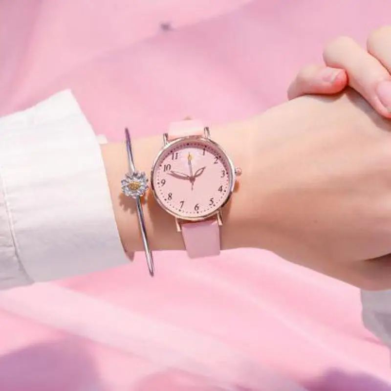 Fashion Round Quartz Stainless Cartoon Dial Casual Wrist Watches Leather Strap Fashionable Clock Waterproof Wristwatch for Women
Fashion Round Quartz Stainless Cartoon Dial Casual Wrist Watches Leather Strap Fashionable Clock Waterproof Wristwatch for Women