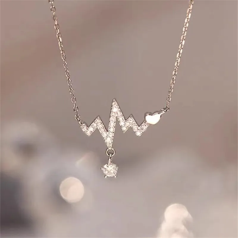 New Temperament Sweet Women Pendant Necklace with Cubic Zirconia Fancy Heart Love Necklace Birthday Gift Party Trendy Jewelry
New Temperament Sweet Women Pendant Necklace with Cubic Zirconia Fancy Heart Love Necklace Birthday Gift Party Trendy Jewelry