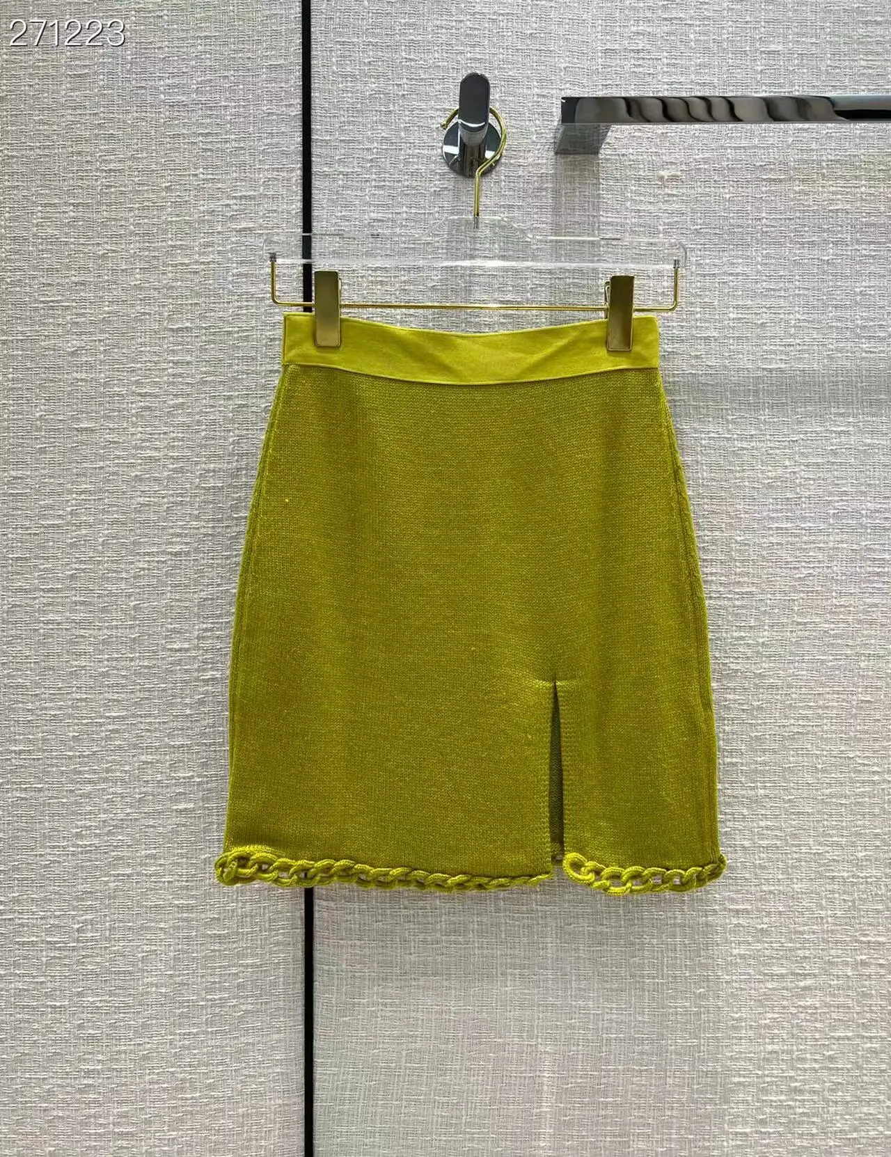 Fyion High Quality Women's Wool Skirt Fashion Runway Solid Knit All-Match Mini Split Skirt Spring Summer 2022
Fyion High Quality Women's Wool Skirt Fashion Runway Solid Knit All-Match Mini Split Skirt Spring Summer 2022