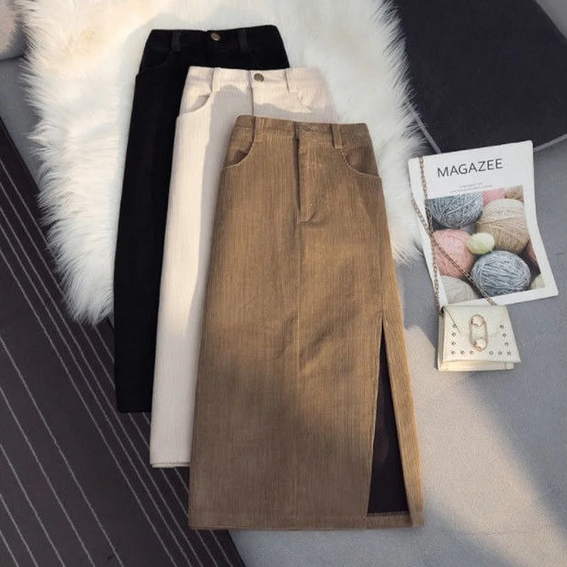 Plus Size Vintage Split Thick Corduroy Midi Skirts Office Lady Button Up Mid-calf Skirt Women Winter Classic Khaki Skirt J354
Plus Size Vintage Split Thick Corduroy Midi Skirts Office Lady Button Up Mid-calf Skirt Women Winter Classic Khaki Skirt J354