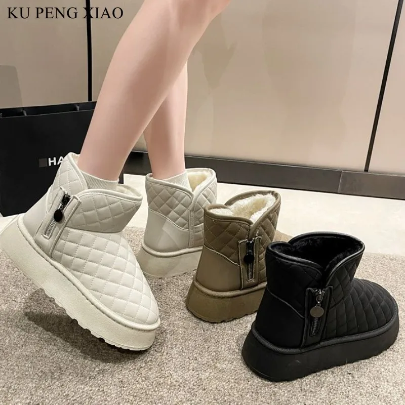 2023 Winter Boots Brand Women's Short Leather Boots Women Round Toe Flat Heel Fashion Plush Ladies Snow Boots Warm Shoes Thicken
2023 Winter Boots Brand Women's Short Leather Boots Women Round Toe Flat Heel Fashion Plush Ladies Snow Boots Warm Shoes Thicken