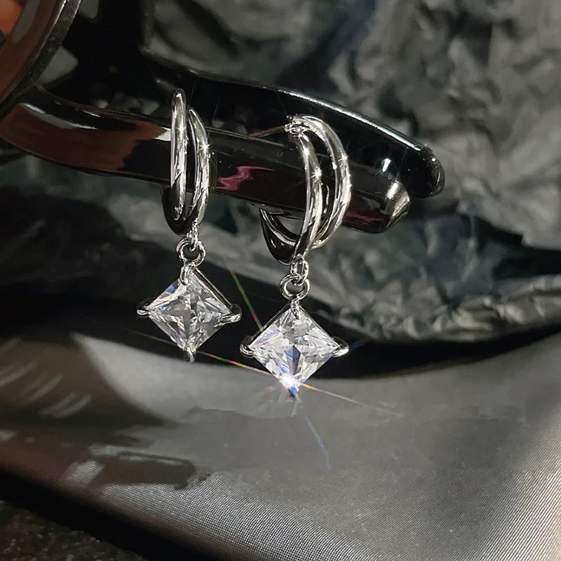 Geometric Square Micro Paved Zircon Earrings for Women Personality Fashion Charm Summer Accessories Party Jewelry Birthday Gifts
Geometric Square Micro Paved Zircon Earrings for Women Personality Fashion Charm Summer Accessories Party Jewelry Birthday Gifts