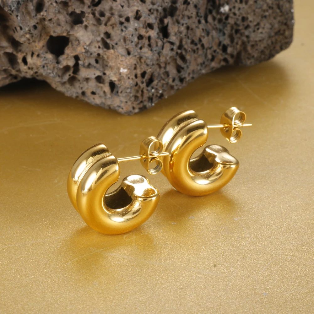 Stainless Steel PVD Gold Plated Hollow Design Chunky Stud Earrings for Women Girl Fashion Simple Wholesale Ear Jewelry Gift
Stainless Steel PVD Gold Plated Hollow Design Chunky Stud Earrings for Women Girl Fashion Simple Wholesale Ear Jewelry Gift