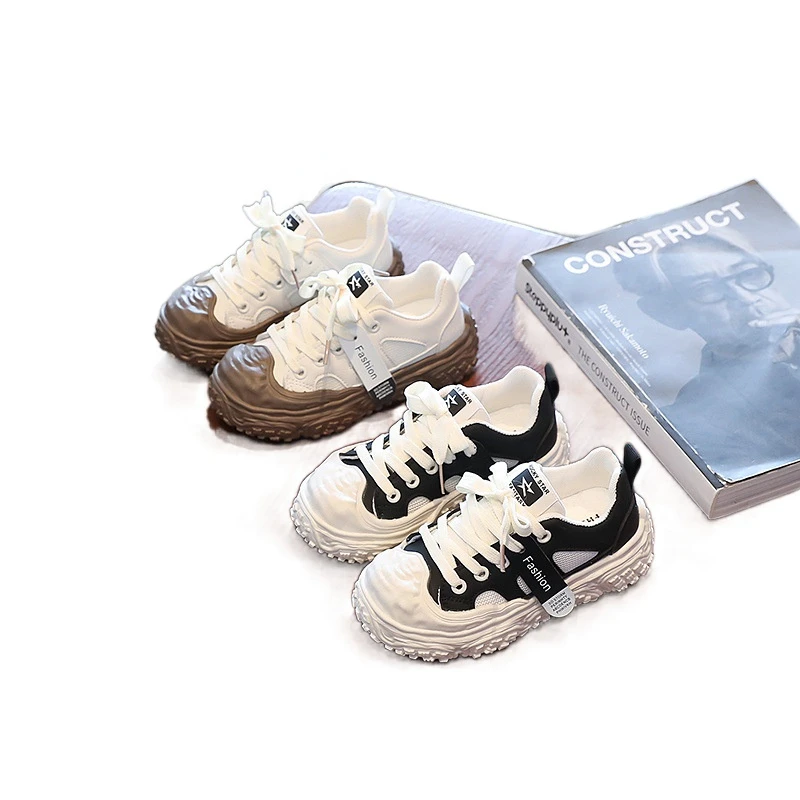 Осенние детские школьные кроссовки из искусственной кожи на мягкой подошве
Осенние детские школьные кроссовки из искусственной кожи на мягкой подошве