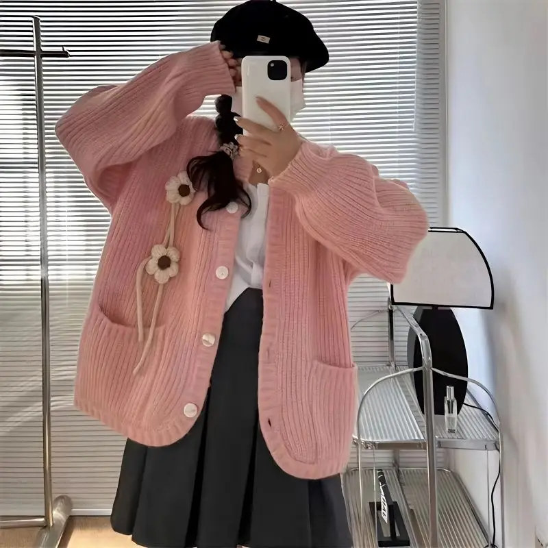 Women Cardigans Sweater V-neck Spring Autumn Knitted Appliques Cardigans Solid Single Breasted Womens Sweaters 2023 T214
Women Cardigans Sweater V-neck Spring Autumn Knitted Appliques Cardigans Solid Single Breasted Womens Sweaters 2023 T214
