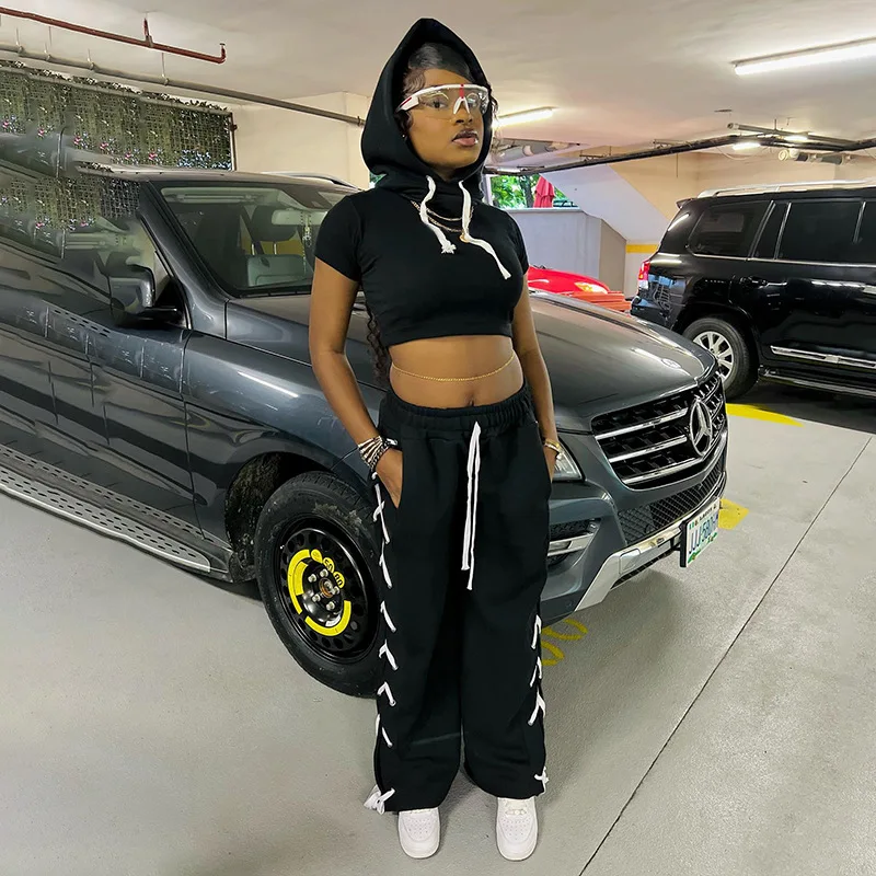 Tracksuits Women's White Matching 2 Two Piece Set Short Sleeves T Shirt Sportswear Trousers Suit For Summer 2022 Legging Pants
Tracksuits Women's White Matching 2 Two Piece Set Short Sleeves T Shirt Sportswear Trousers Suit For Summer 2022 Legging Pants
