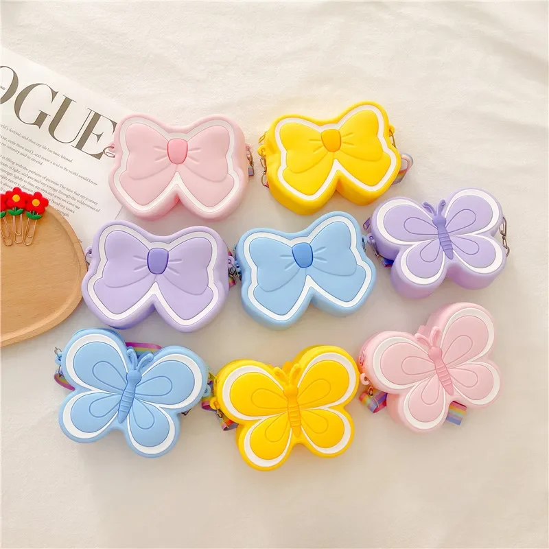 Children's silicone bag, cute butterfly shoulder bag, ins style candy colored bow bag, girl's diagonal cross bag
Children's silicone bag, cute butterfly shoulder bag, ins style candy colored bow bag, girl's diagonal cross bag