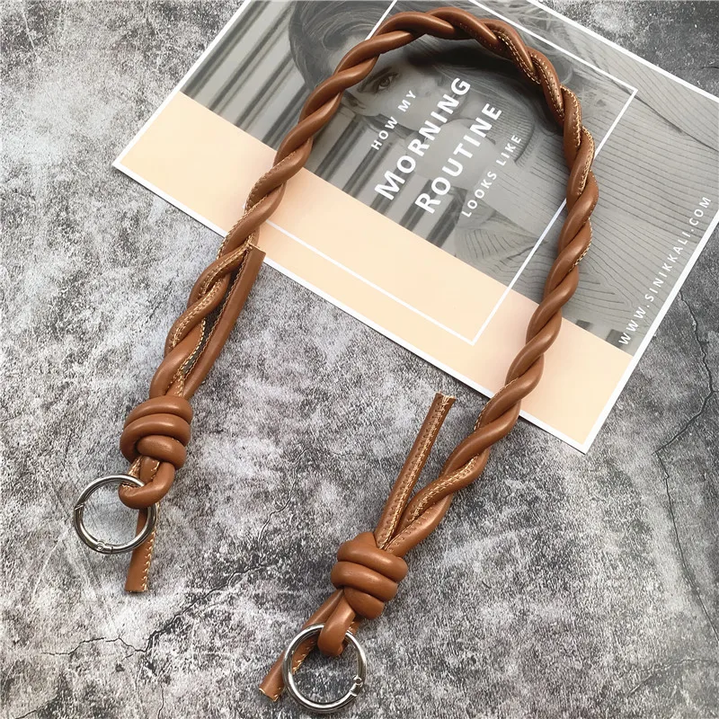 Leather Strap Handmade Lanyard PU Strips Excellent Cord to Hang the Mobile Phone Chain Accessories Universal Shoulder Bag Strap
Leather Strap Handmade Lanyard PU Strips Excellent Cord to Hang the Mobile Phone Chain Accessories Universal Shoulder Bag Strap