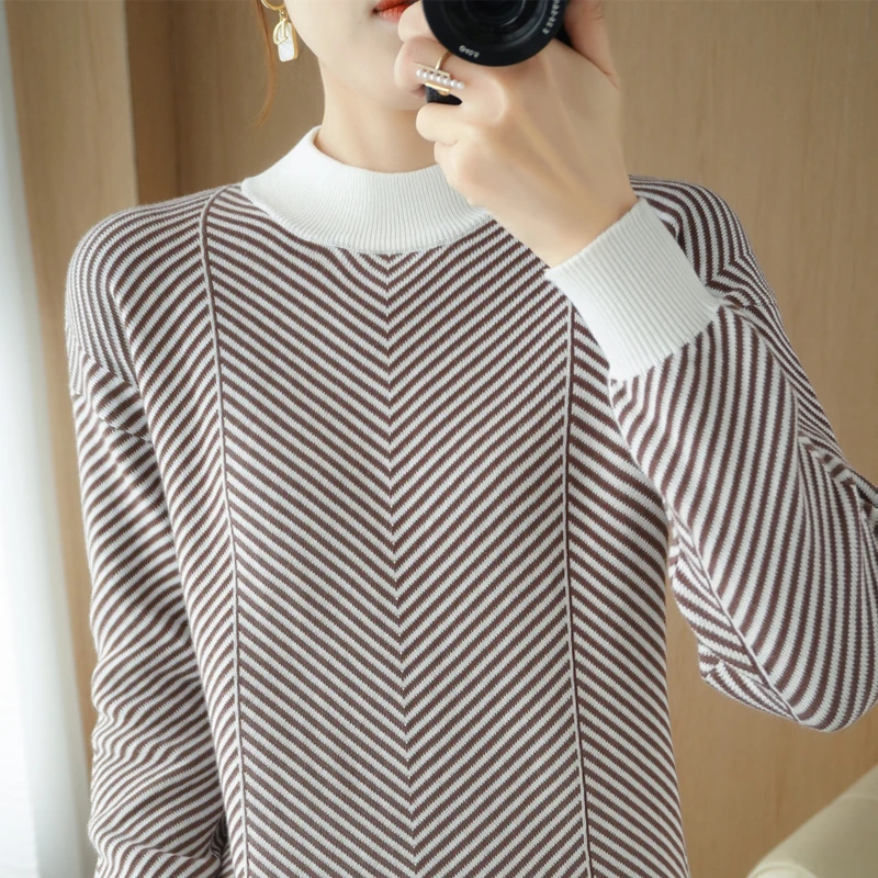 Pure Cotton Striped Long-Sleeved Knitted Sweater Women's Half Turtleneck Pullover Sweater Bottoming Warm Short Top
Pure Cotton Striped Long-Sleeved Knitted Sweater Women's Half Turtleneck Pullover Sweater Bottoming Warm Short Top