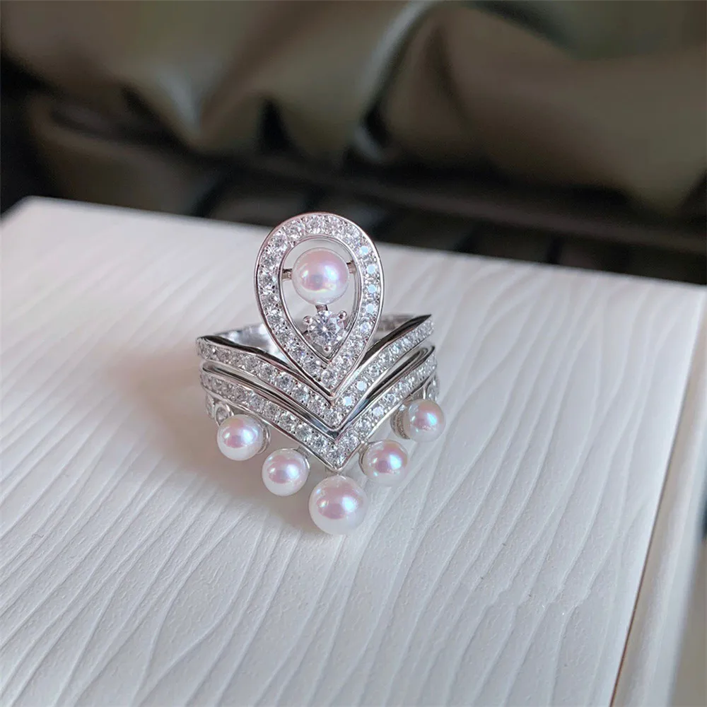 For love crown, crown ring, natural freshwater pearls, gold injection and color preservation
For love crown, crown ring, natural freshwater pearls, gold injection and color preservation