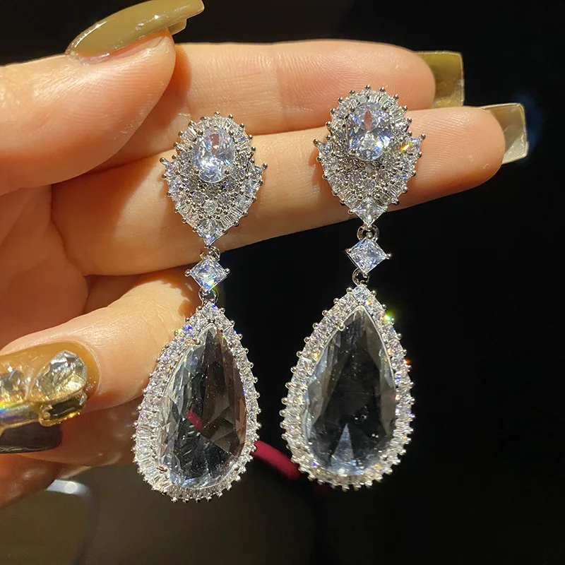 Transparent Large Water Droplet Long Pendant Earrings High Quality Luxurious Dress Wedding Gift
Transparent Large Water Droplet Long Pendant Earrings High Quality Luxurious Dress Wedding Gift