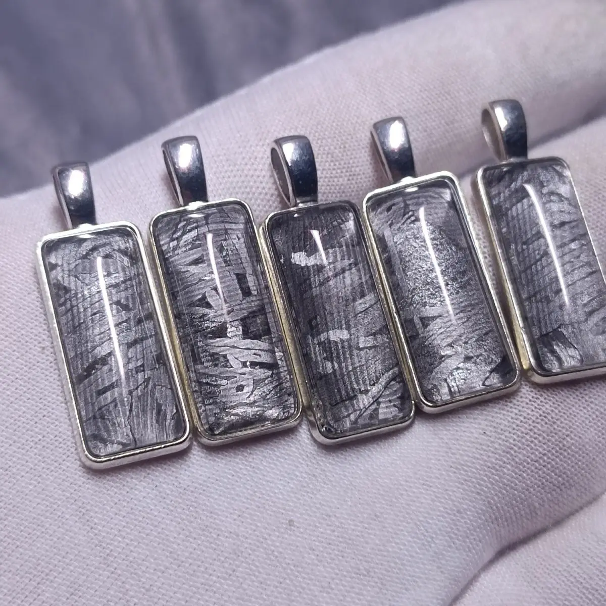 Металлический метеорит Домашний Камень
Металлический метеорит Домашний Камень