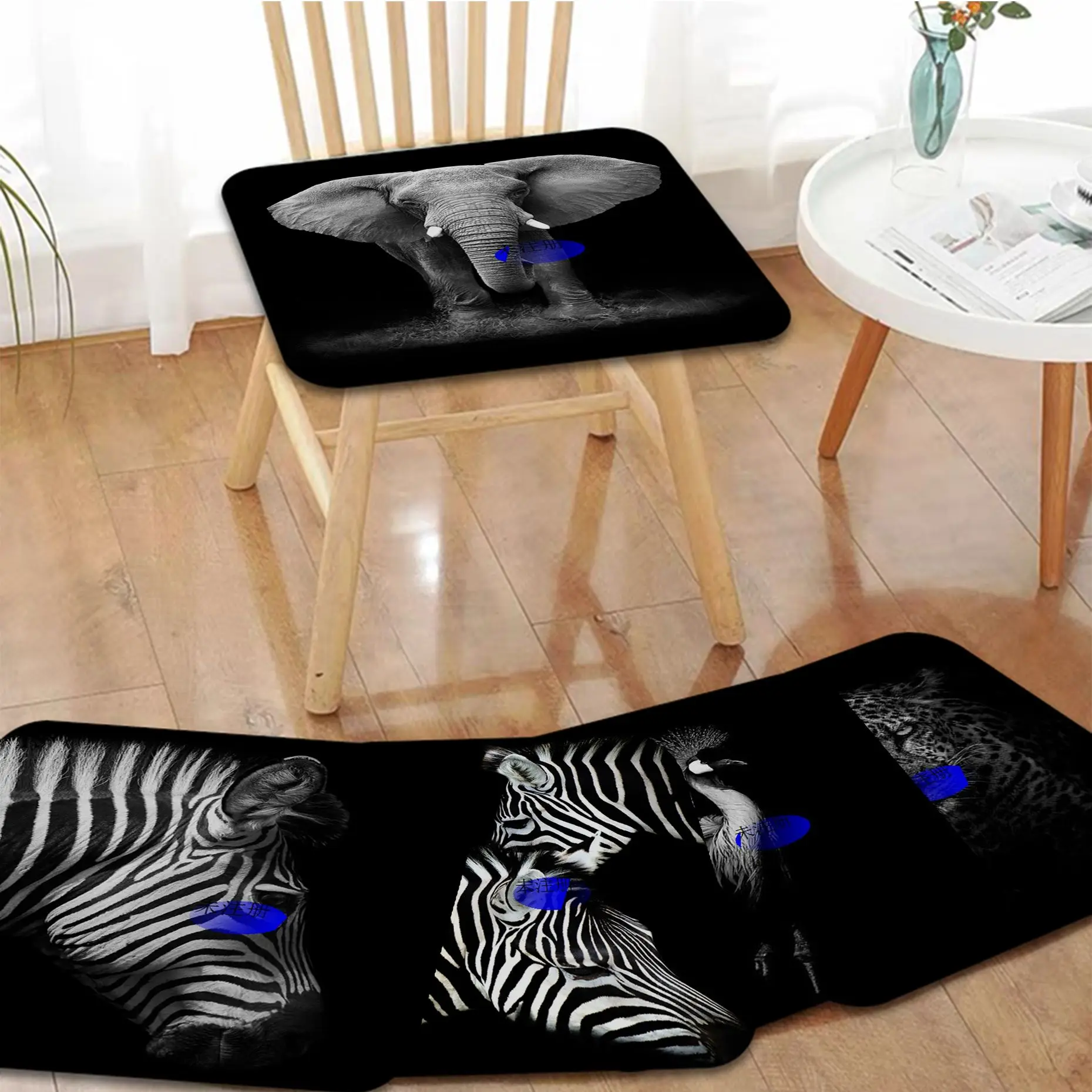 Black and white animal Creative Stool Pad Patio Home Kitchen Chair Seat Cushion Pads Sofa Seat 40x40cm Outdoor Garden Cushions
Black and white animal Creative Stool Pad Patio Home Kitchen Chair Seat Cushion Pads Sofa Seat 40x40cm Outdoor Garden Cushions