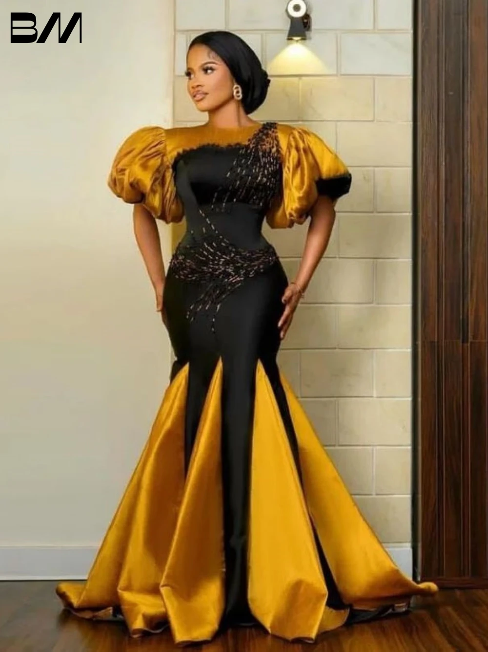 African Beading Evening Dresses Unique Gold and Black Mermaid Bridal Gown Classic Floor-length Bride Dresses Vestidos De Novia
African Beading Evening Dresses Unique Gold and Black Mermaid Bridal Gown Classic Floor-length Bride Dresses Vestidos De Novia
