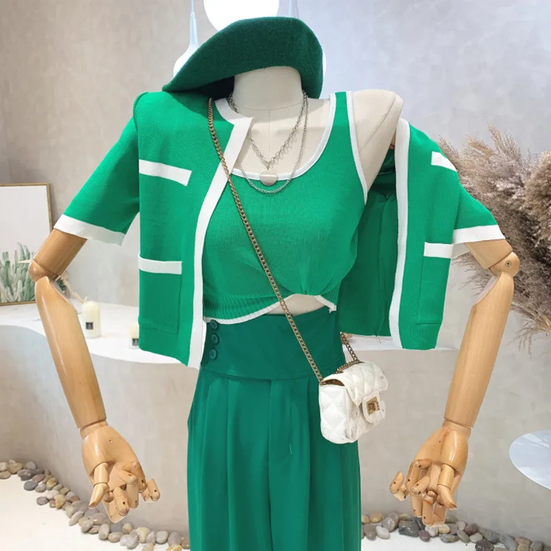 New Women's Clothing 2022 Summer Color contrast knitted sweater short sleeved cardigan with suspender vest Tops two-piece dress
New Women's Clothing 2022 Summer Color contrast knitted sweater short sleeved cardigan with suspender vest Tops two-piece dress