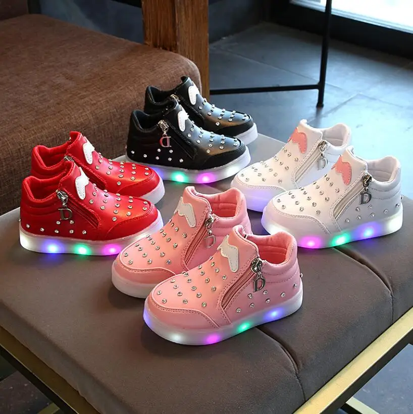 Children Glowing Sneakers Kid Princess Bow for Girls LED Shoes Cute Baby Sneakers with Light Shoes Krasovki Luminous Size 21-30
Children Glowing Sneakers Kid Princess Bow for Girls LED Shoes Cute Baby Sneakers with Light Shoes Krasovki Luminous Size 21-30