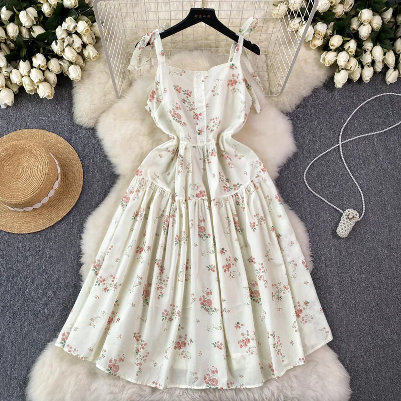 Summer Dopamine Floral Suspender Dress Gentle Waist Tightening Slimming Effect for Women Skirt
Summer Dopamine Floral Suspender Dress Gentle Waist Tightening Slimming Effect for Women Skirt