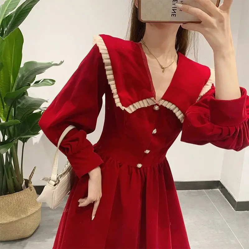FEZCO 2022 Spring French Style Vintage Velvet Red Long Sleeve Waist Women Dress Party Clothes Christmas Style Elegant Dress
FEZCO 2022 Spring French Style Vintage Velvet Red Long Sleeve Waist Women Dress Party Clothes Christmas Style Elegant Dress