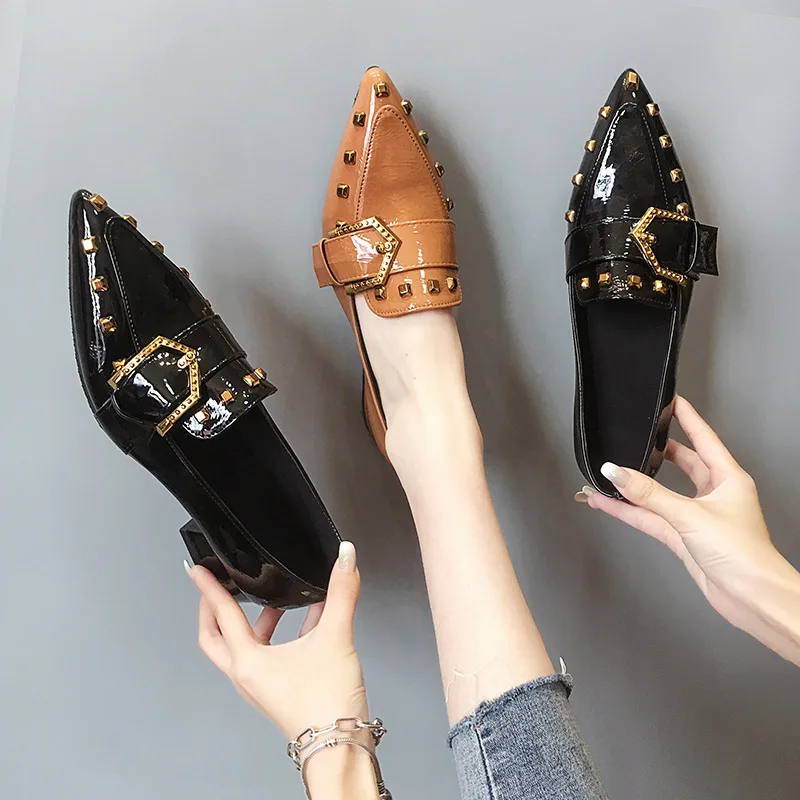 Branded Pumps Chunky Sandals Casual Heels Slip On Slimming Shoes 2022 Shallow Mouth Pointed Wedge Clogs for Women Lace-Up Fashio
Branded Pumps Chunky Sandals Casual Heels Slip On Slimming Shoes 2022 Shallow Mouth Pointed Wedge Clogs for Women Lace-Up Fashio