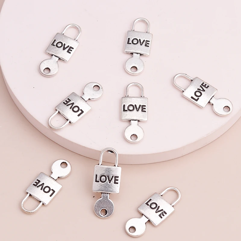 20pcs 25x10mm Tiny Love Lock Key Charms Pendants for Handmade Jewelry DIY Pendants Necklaces Bracelets Metal Alloy Gifts
20pcs 25x10mm Tiny Love Lock Key Charms Pendants for Handmade Jewelry DIY Pendants Necklaces Bracelets Metal Alloy Gifts