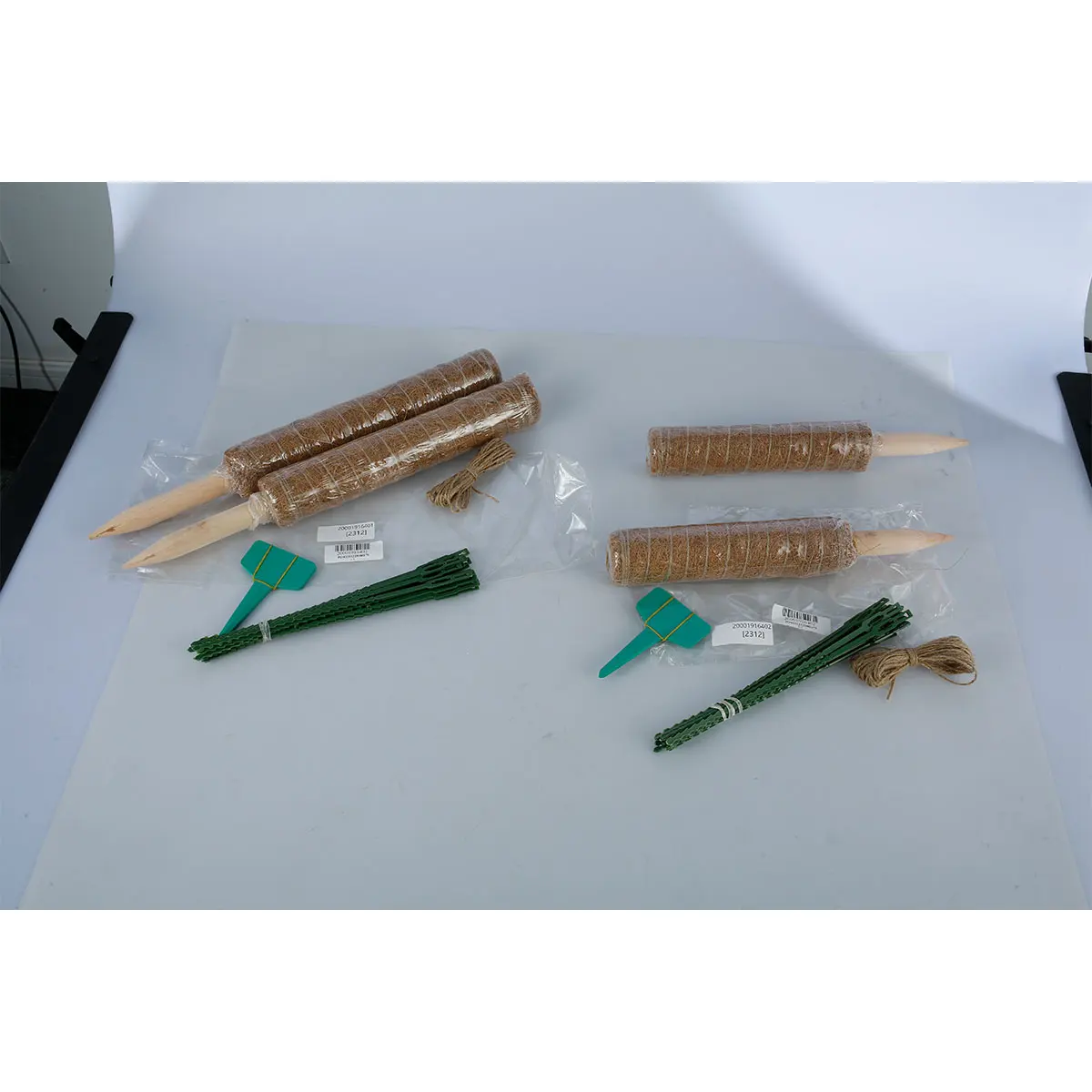 2pcs Moss Pole 30/40CM Coco Coir Plant Sticks with Plant Ties and Labels Garden Moss Support Pole Plant Support Extension
2pcs Moss Pole 30/40CM Coco Coir Plant Sticks with Plant Ties and Labels Garden Moss Support Pole Plant Support Extension