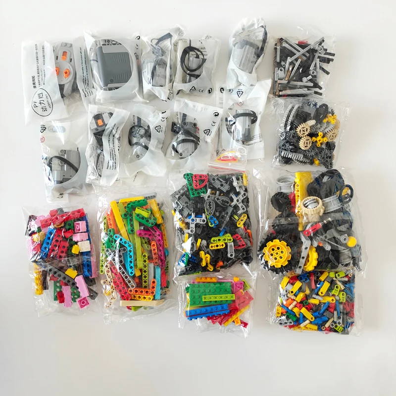 Compatible with Lego 50 Chuan mechanical power group technology set splice blocks vehicle creative teaching toys
Compatible with Lego 50 Chuan mechanical power group technology set splice blocks vehicle creative teaching toys