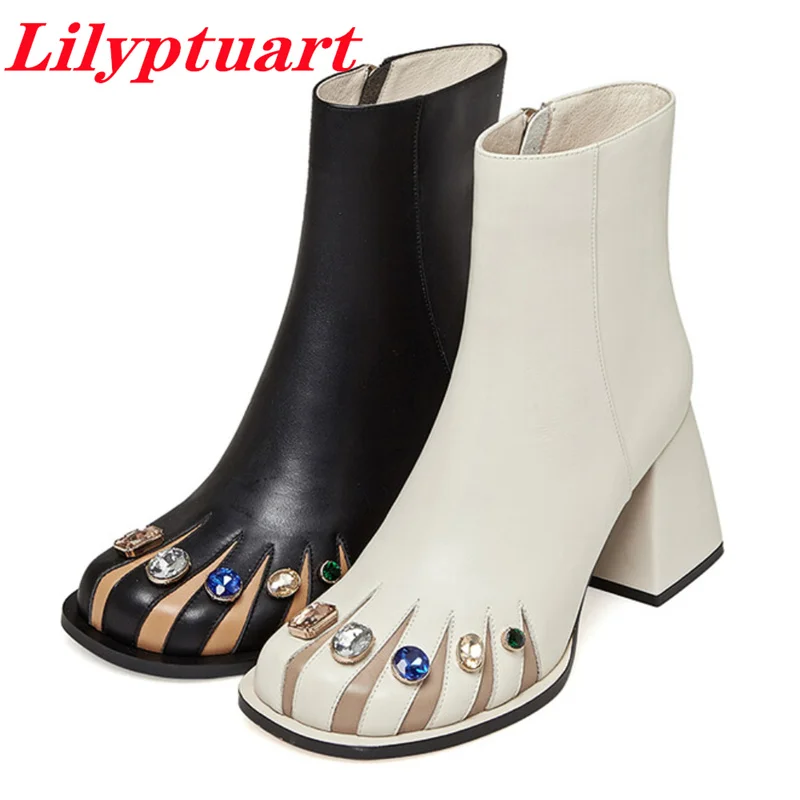LILYPTUART ZA Women's Autumn Boots, Brand New Fashion Round Head Rhinestone Bling Chunky Heels Luxury Designer Shoes Black Boots
LILYPTUART ZA Women's Autumn Boots, Brand New Fashion Round Head Rhinestone Bling Chunky Heels Luxury Designer Shoes Black Boots