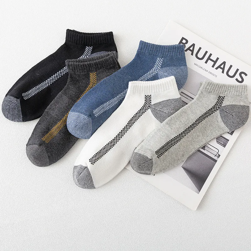 Socks Women Striped Woman Sock Cotton Happy Colorful Standard Short Sox High Quality Ladies Spring Autumn Trendy Lady Skarpetki
Socks Women Striped Woman Sock Cotton Happy Colorful Standard Short Sox High Quality Ladies Spring Autumn Trendy Lady Skarpetki