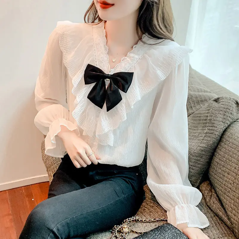 Summer Korean Ruffles Lace V-neck Bow Chic Sweet Chiffon Blouse Elegant Puff Long Sleeve Casual Loose Pullover Shirt Tops Women
Summer Korean Ruffles Lace V-neck Bow Chic Sweet Chiffon Blouse Elegant Puff Long Sleeve Casual Loose Pullover Shirt Tops Women