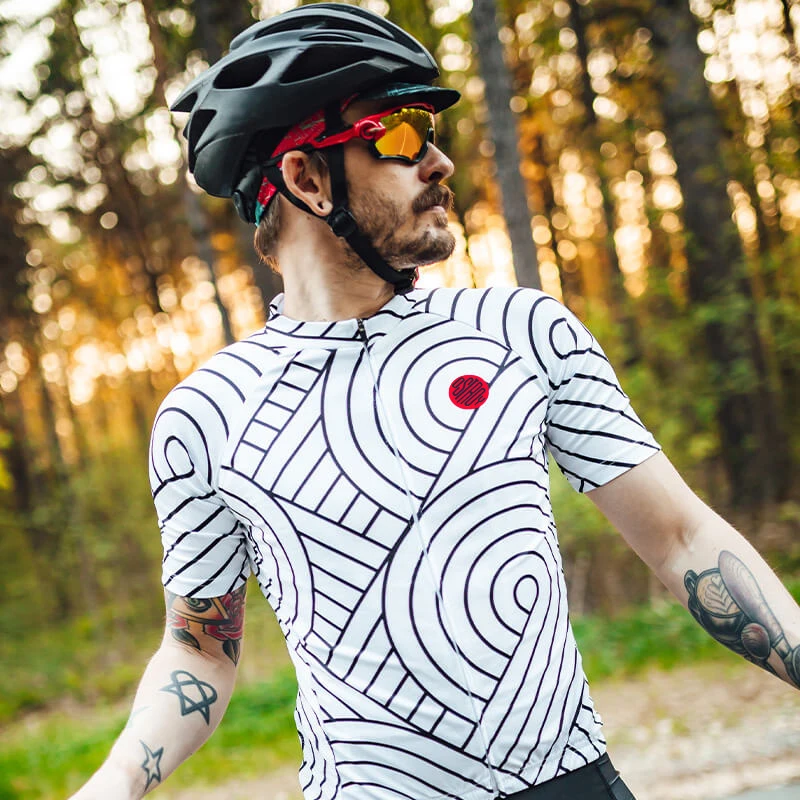 2022 Cycling Wear Summer Men's Line Cycling Shirts Professional Team Cycling Competition Comfortable New OSTROY Ropa Ciclismo
2022 Cycling Wear Summer Men's Line Cycling Shirts Professional Team Cycling Competition Comfortable New OSTROY Ropa Ciclismo