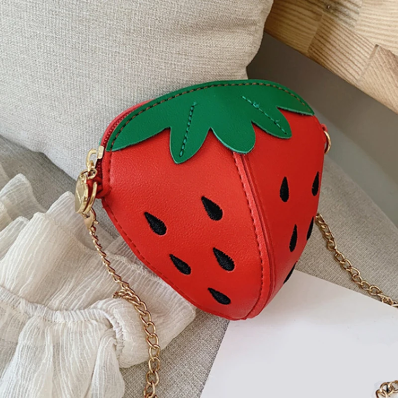 Fruit Strawberry Shape Shoulder Bag Chains Crossbody Bag Women Bags Kawaii Fashion Cute Children's Kids Girls Shoulder Bag Small
Fruit Strawberry Shape Shoulder Bag Chains Crossbody Bag Women Bags Kawaii Fashion Cute Children's Kids Girls Shoulder Bag Small