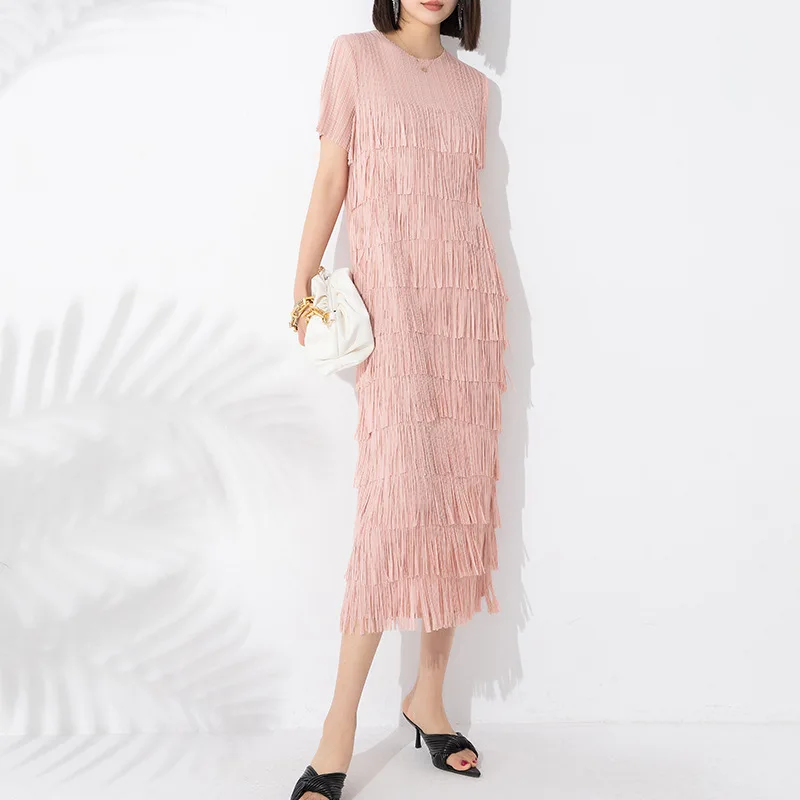 Miyake Fashionable Pleated Dress New 2023 Loose Temperament Elastic Short Sleeve Round Neck 11-Layer Tassel Stitching Cake Dress
Miyake Fashionable Pleated Dress New 2023 Loose Temperament Elastic Short Sleeve Round Neck 11-Layer Tassel Stitching Cake Dress