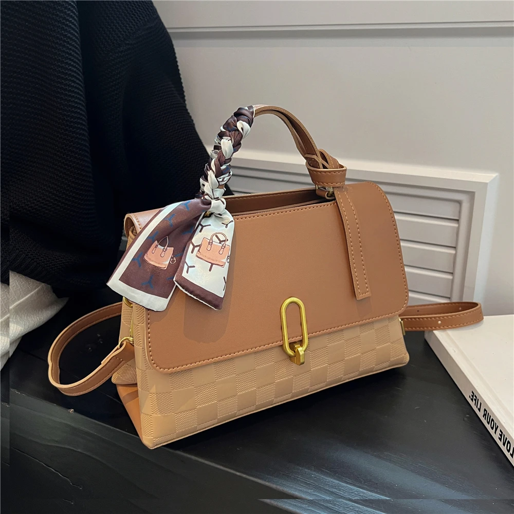 Summer Short Handle Scarf Small Tote Handbags For Women 2022 Trend Double Compartment Lock Design Ladies Shoulder Crossbody Bags
Summer Short Handle Scarf Small Tote Handbags For Women 2022 Trend Double Compartment Lock Design Ladies Shoulder Crossbody Bags