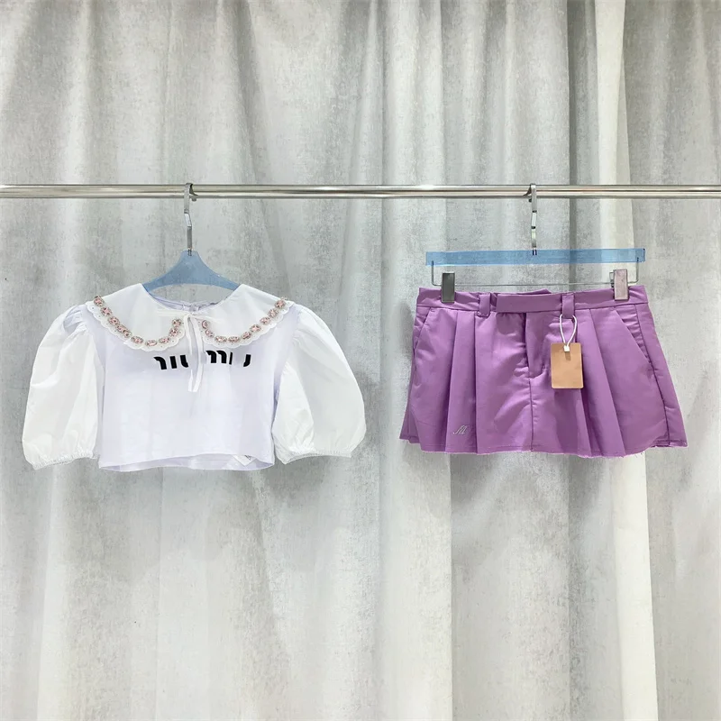 Women Petet Pan Collar Puff Sleeve Short T-shirts and Skirts Suits with Diamonds Decorations Sweety Kawaii Style Young Faddish 
Women Petet Pan Collar Puff Sleeve Short T-shirts and Skirts Suits with Diamonds Decorations Sweety Kawaii Style Young Faddish