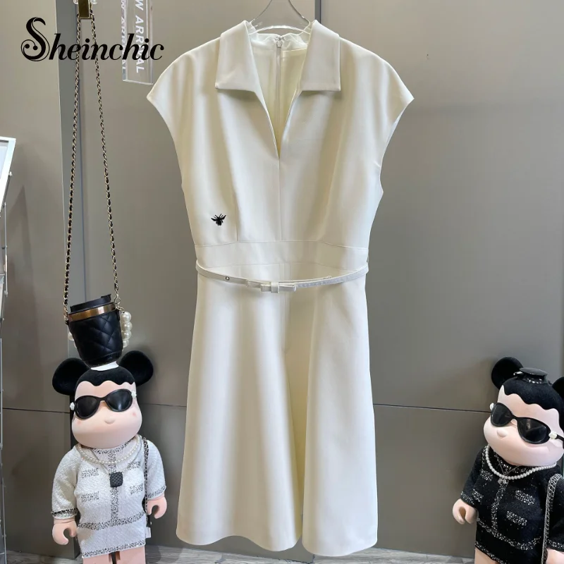 Женское платье с вышивкой, белое элегантное ТРАПЕЦИЕВИДНОЕ мини-платье с отложным воротником, лето 2023
Женское платье с вышивкой, белое элегантное ТРАПЕЦИЕВИДНОЕ мини-платье с отложным воротником, лето 2023