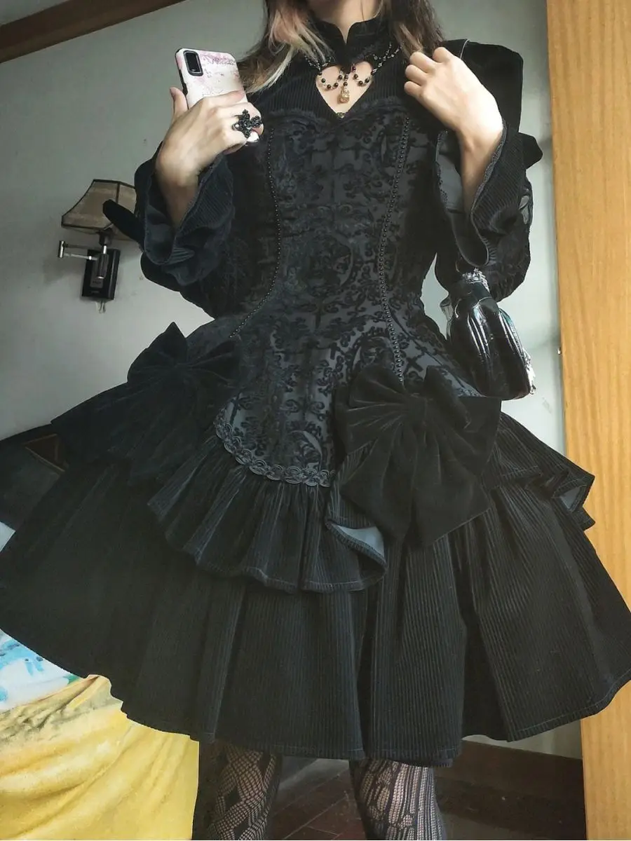 Niggey Lolita Elegant Big Miss Little Black Dress Women's Spring New Vintage Hollow Out Love Poncho Dress
Niggey Lolita Elegant Big Miss Little Black Dress Women's Spring New Vintage Hollow Out Love Poncho Dress